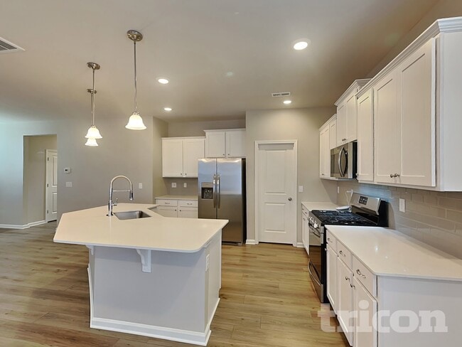 Foto del edificio - 5810 Oak Br Cir