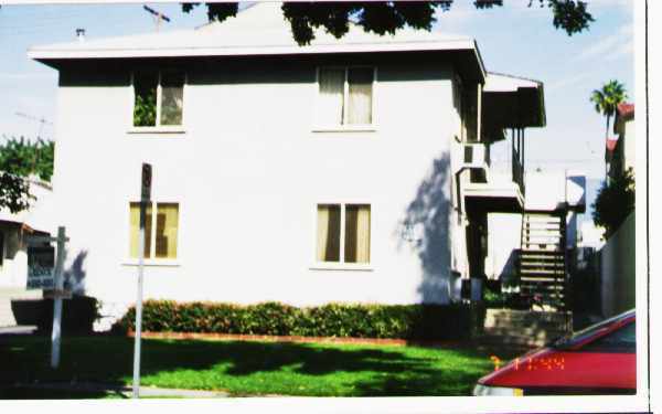 Building Photo - 473-475 Vine St