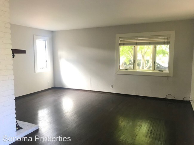Building Photo - 4 br, 3 bath House - 730 Donner Avenue