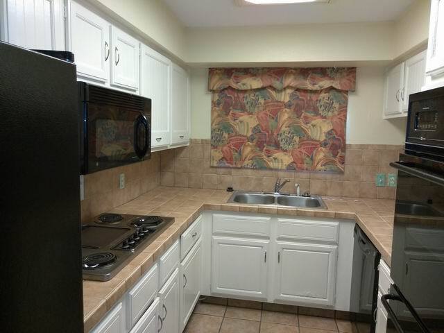 Foto del edificio - 10217 Beekman Pl Dr