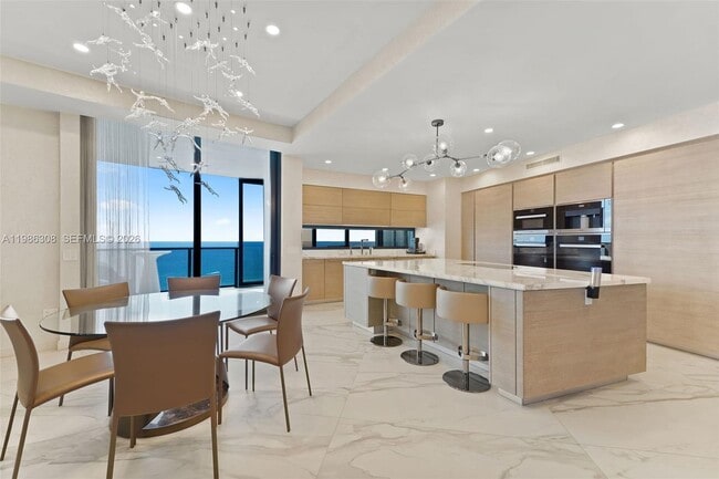 Building Photo - 18555 Collins Ave