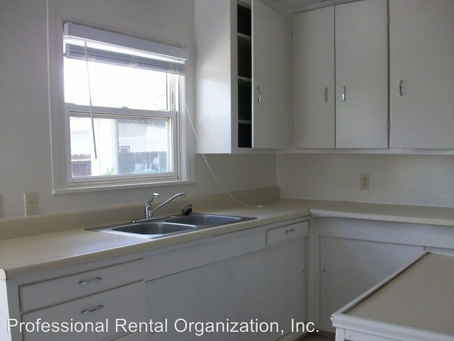 Foto del edificio - 1541 Menlo Ave