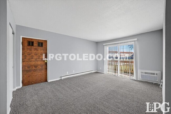 Foto del edificio - 3348 Arlington Ave