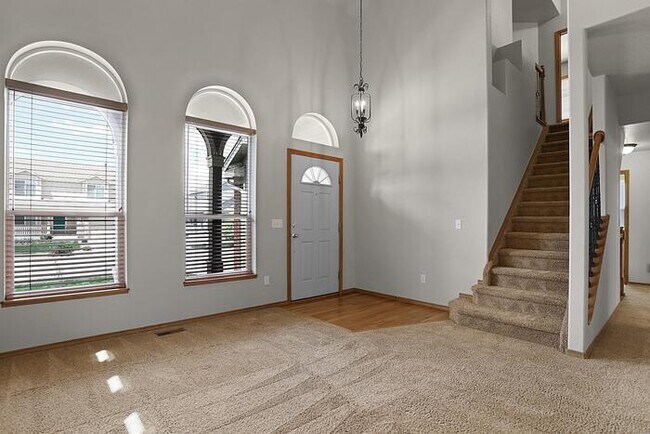 Building Photo - 7417 Prythania Park Dr