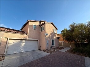 Building Photo - 930 Wembly Hills Pl
