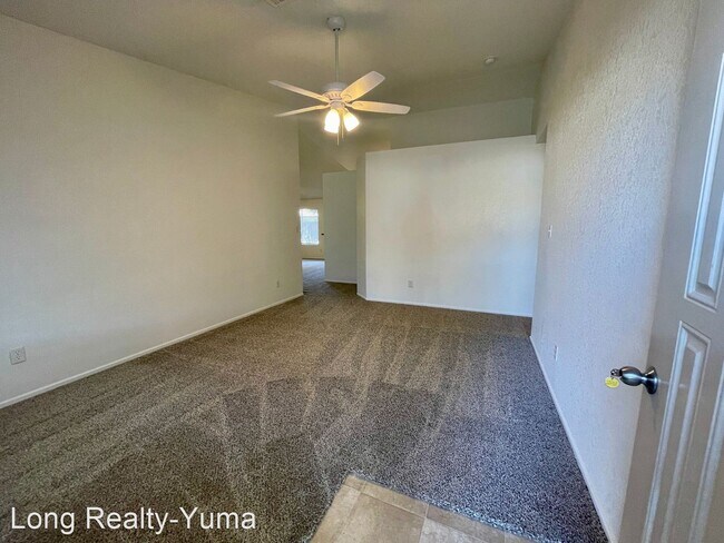 Foto del edificio - 4 br, 2 bath House - 11373 E 25th St