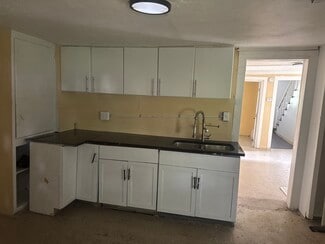 Kitchen - 143 York St