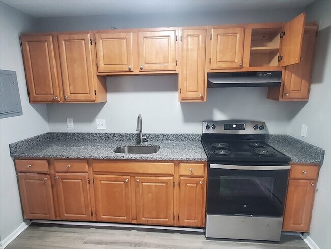 Foto del edificio - 760 Cummins Hwy