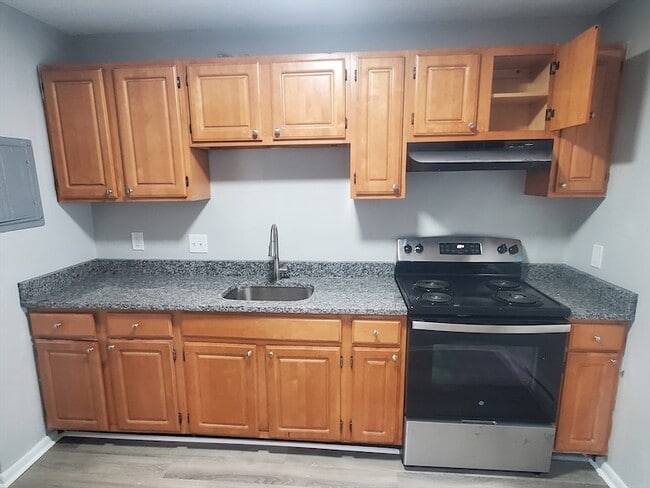 Building Photo - 760 Cummins Hwy