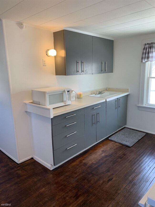 Foto del edificio - 2 br, 1 bath Duplex - 538 2nd Street North...