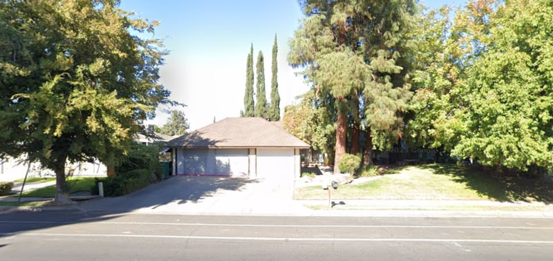 Primary Photo - 3444 Mayfair Blvd