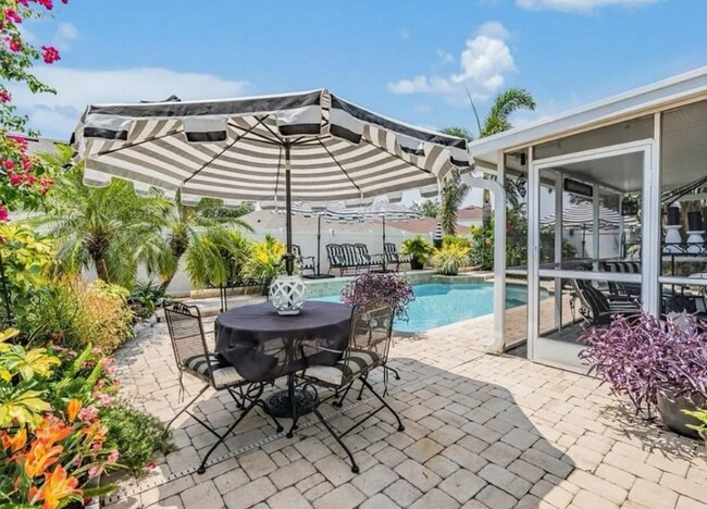 Foto del edificio - 12813 Kings Lake Dr