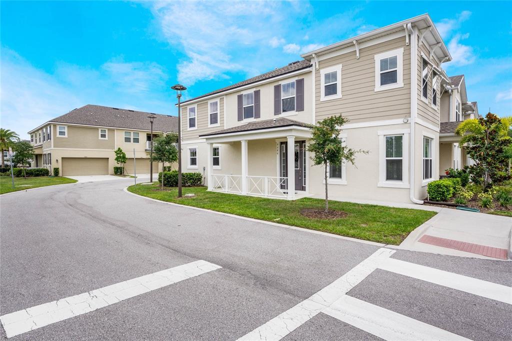 9586 Poplar Ridge Ave, Orlando, FL 32832 Townhome Rentals in Orlando