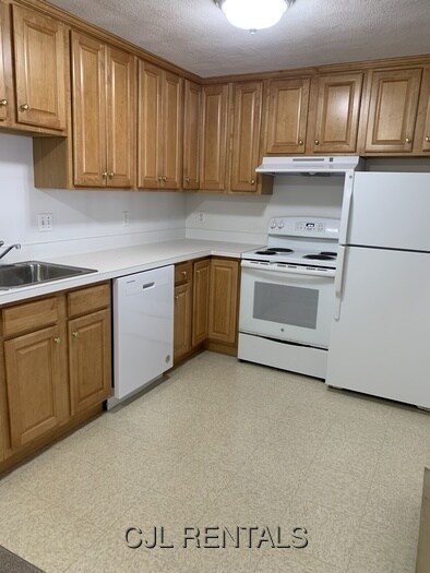 Building Photo - 5 Viking Ct
