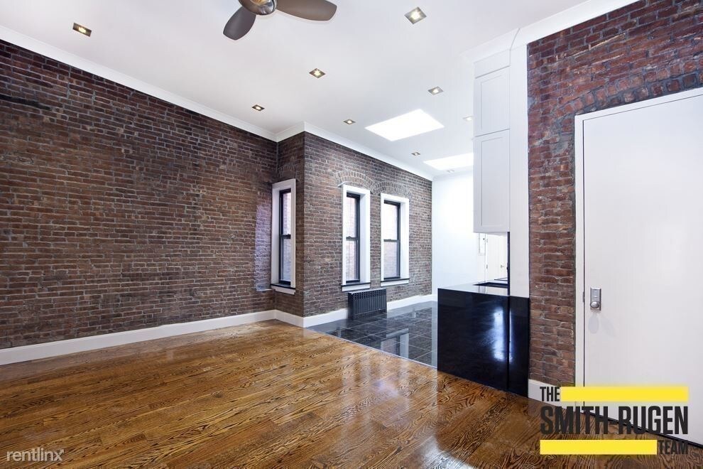 Primary Photo - 601 Hudson St