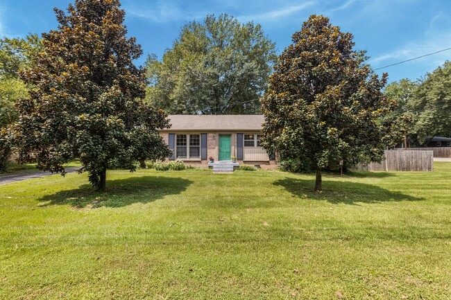 Photo - 4815 Danby Dr House
