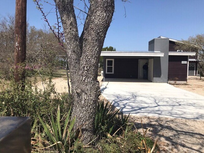 Building Photo - 1251 Canyon Shores
