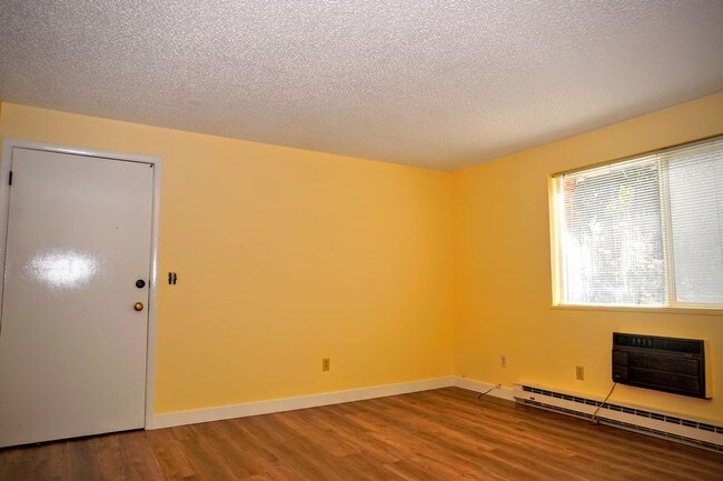 Building Photo - 2 Bedroom Apartment in the Heart of Meridian