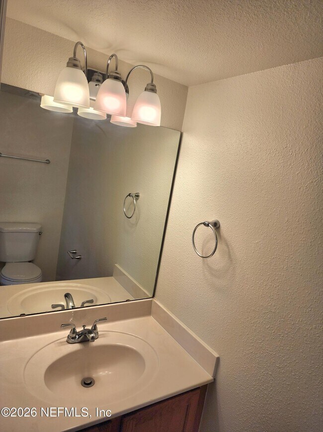 Foto del edificio - 7147 High Bluff Rd