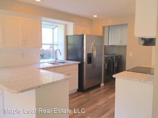 Building Photo - 4 br, 2.5 bath House - 11529 12th Ave NE #C