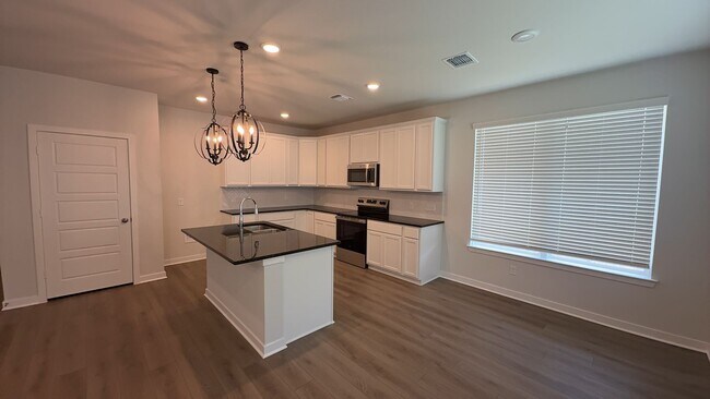 Foto del edificio - 5109 Pollack Ln