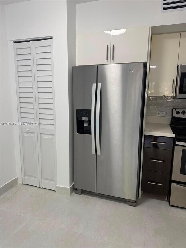 Foto del edificio - 3680 N 56th Ave