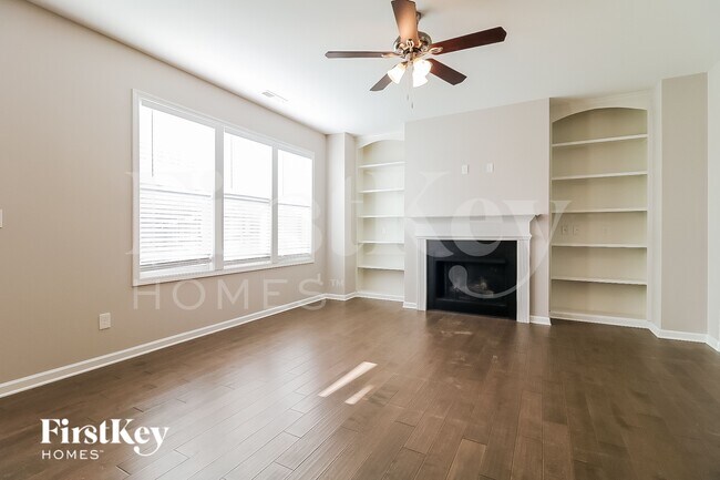 Foto del edificio - 25 Griffith Pl