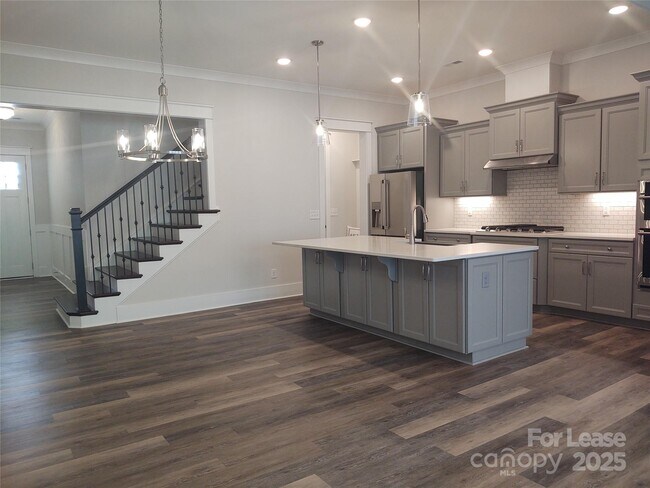 Foto del edificio - 4836 Blanchard Wy