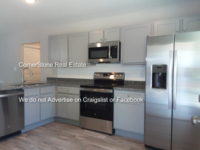 Building Photo - 3203 Sperry Branch Way