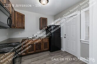 Building Photo - 1225 N Jefferson Ave