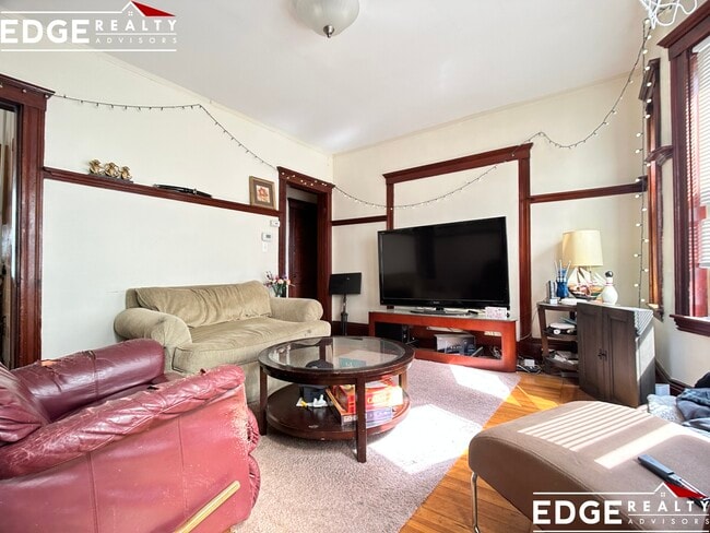 Photo - 550 Washington St Apartment