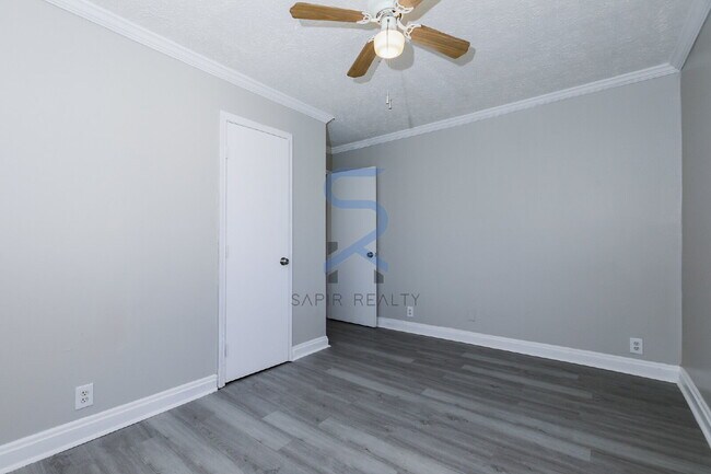 Building Photo - PRE-LEASING: Charming 2-Bedroom Urban Retreat in the Heart of Atlanta – Cozy 800 Sq Ft Gem!"