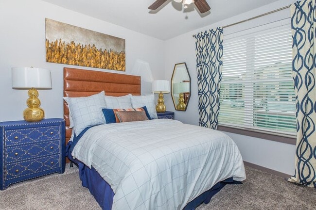 Building Photo - 9393 Farm to Market 1960 Bypass Rd W