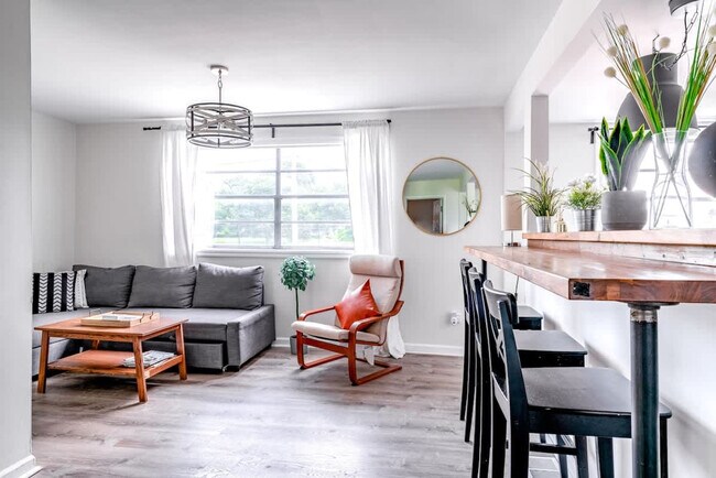 Foto del edificio - 605 Dennison Ave