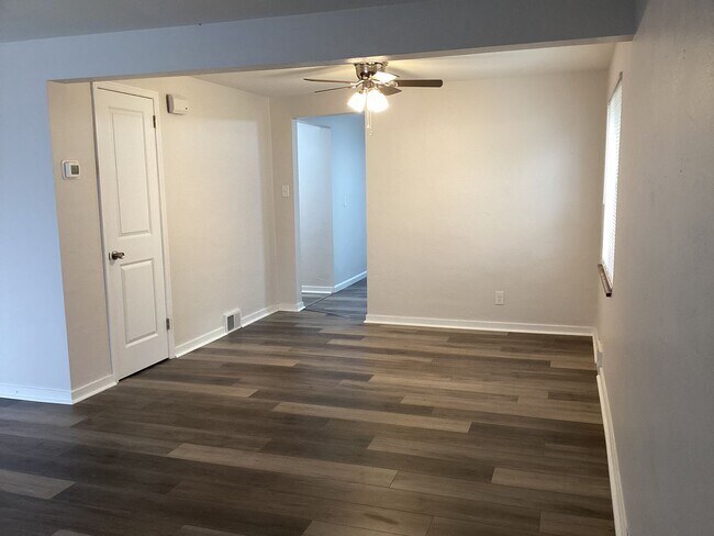 Foto del edificio - 2934 Clermont Ave