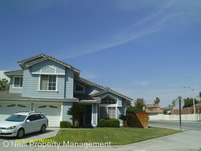 Building Photo - 8025 Wendover Dr