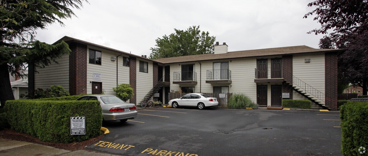 Primary Photo - 4911-4929 SE Sherman St