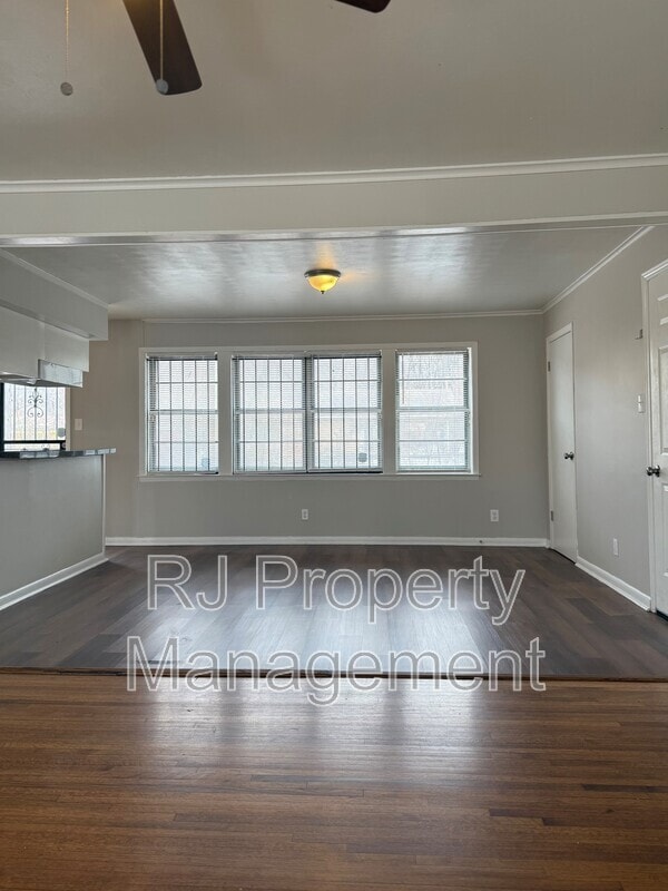 Foto del edificio - 3792 Southland St