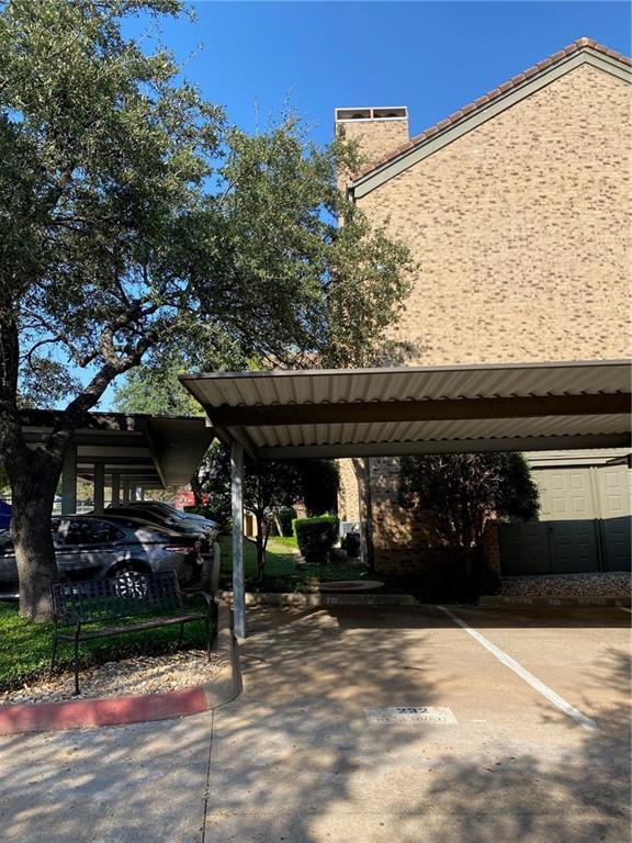 Foto del edificio - 8888 Tallwood Dr