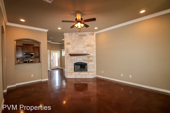 Building Photo - 3 br, 2 bath House - 3112 Silver Saddle Drive