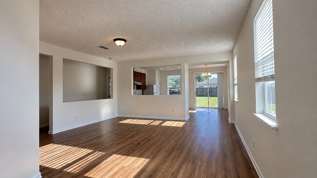 Foto del edificio - 76237 Long Pond Loop