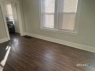 Building Photo - 30 Warren Ln