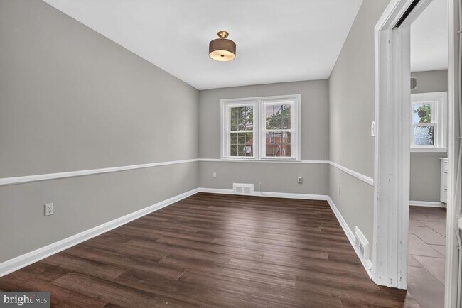 Foto del edificio - 1260 Cedarcroft Rd