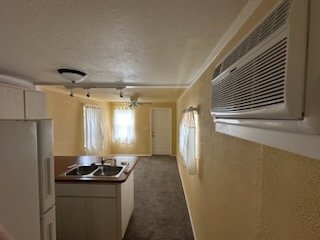 Building Photo - Very Nice Cottage For Rent in Downtown New...