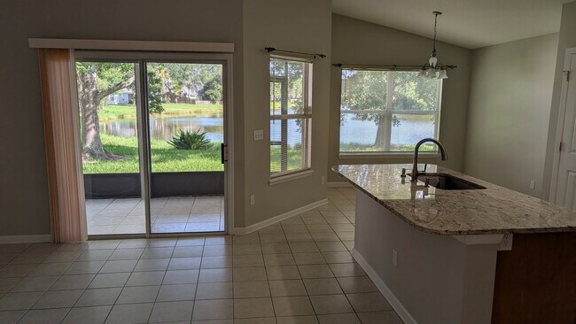 Building Photo - 963 Beckingham Dr