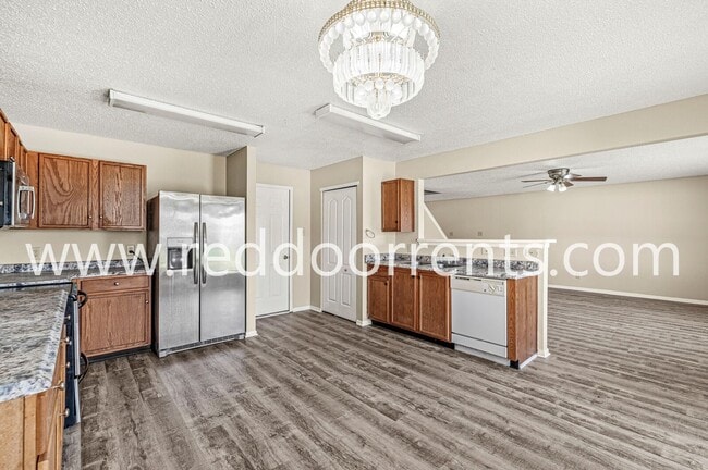 Building Photo - Spacious 3-Bedroom Home with Open Layout &...