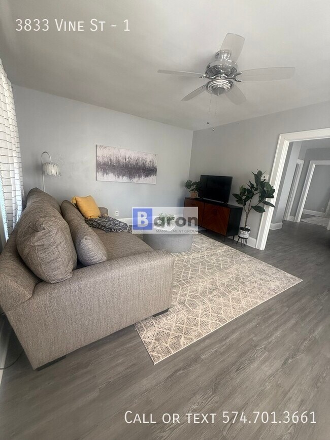 Foto del edificio - 3833 Vine St