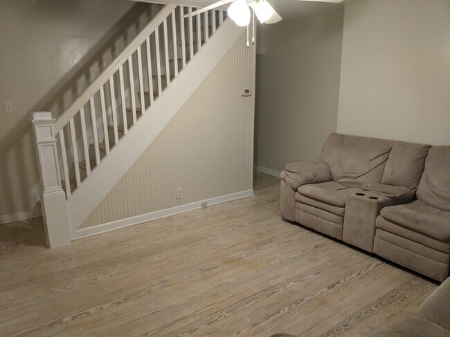 Living room - 2618 McCord St