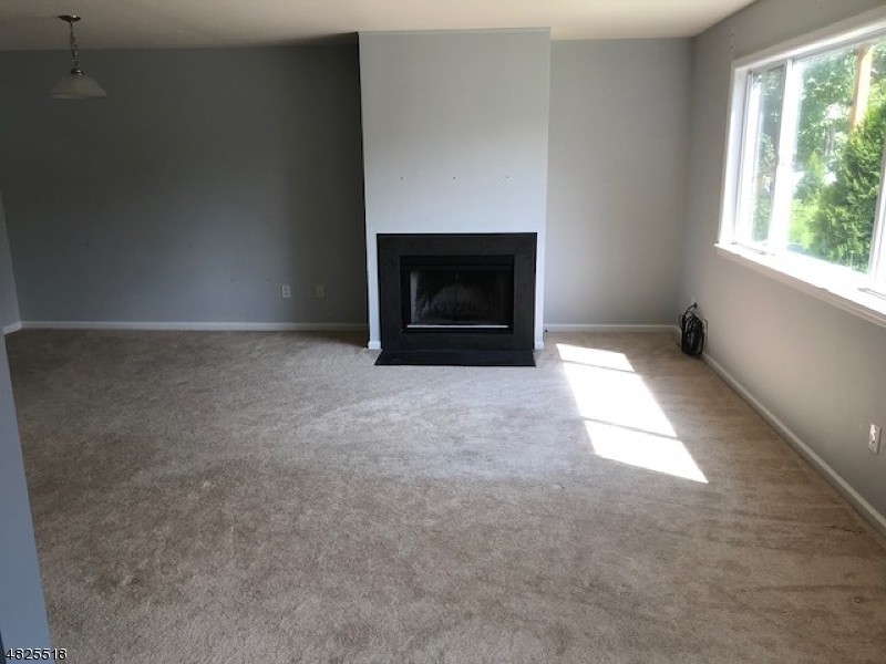 Foto del edificio - 64 Falcon Ridge Way N