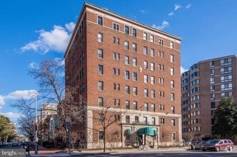 Building Photo - 1133 13th St NW